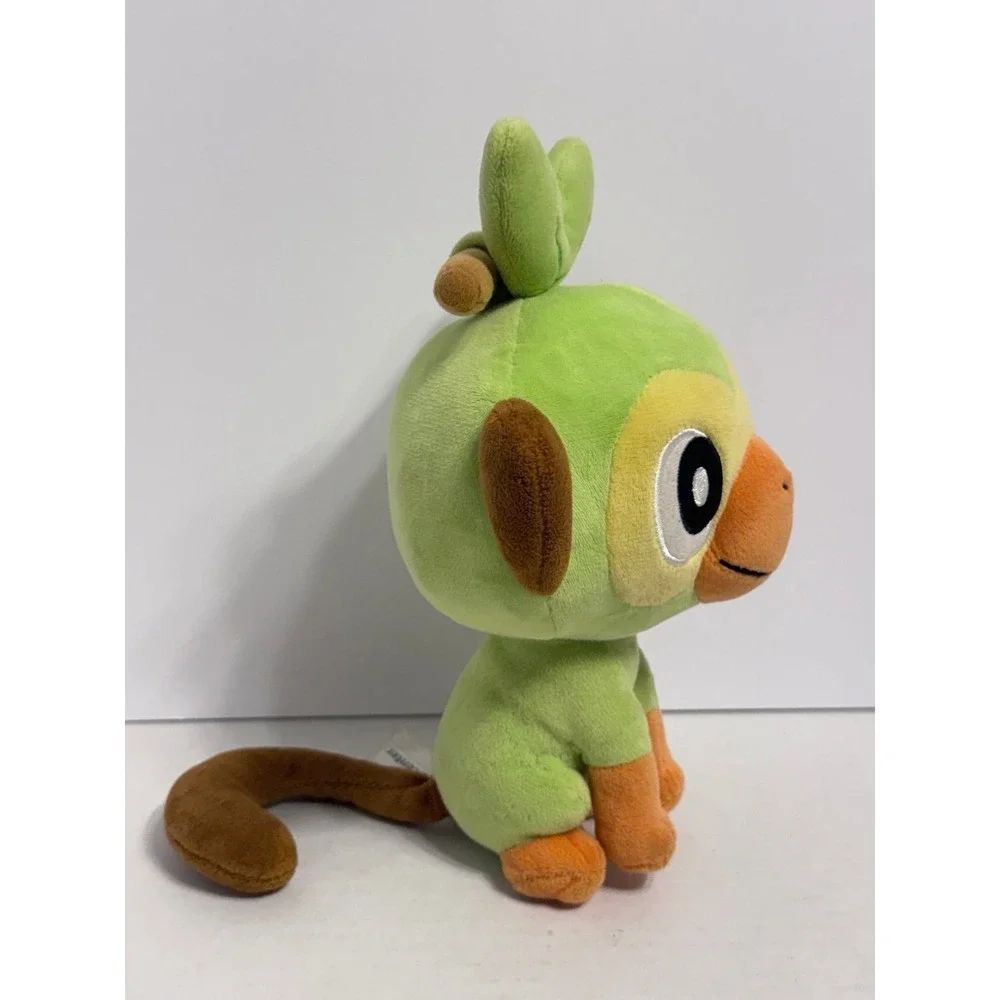 Pokemon grookey center